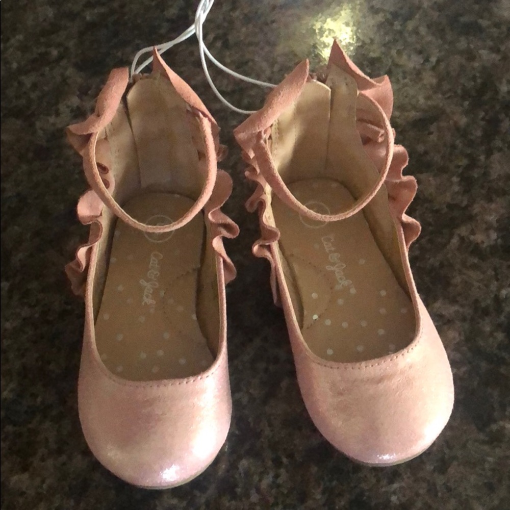 NWT size 5 toddler shoes